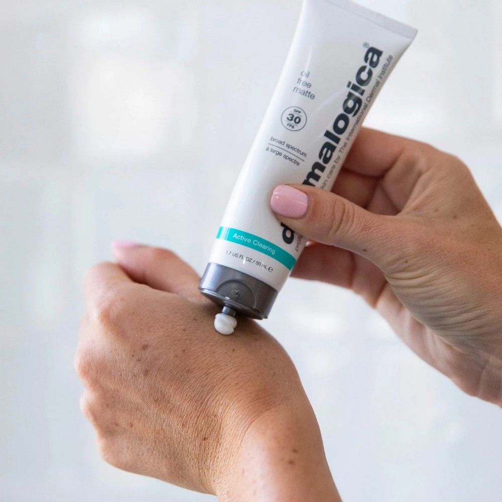 Матуючий зволожувач без масел SPF30, 50 мл