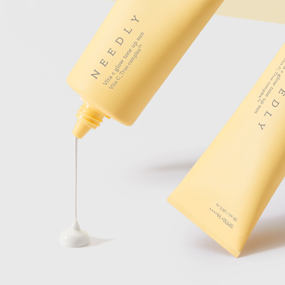 Сонцезахисний крем з ефектом освітлення та сяйва SPF 50+ PA++++, 50 мл